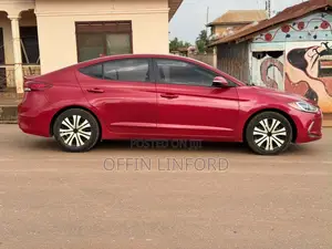 Hyundai Elantra Limited Sedan FWD (2.0L 4cyl 6A) 2017 Red