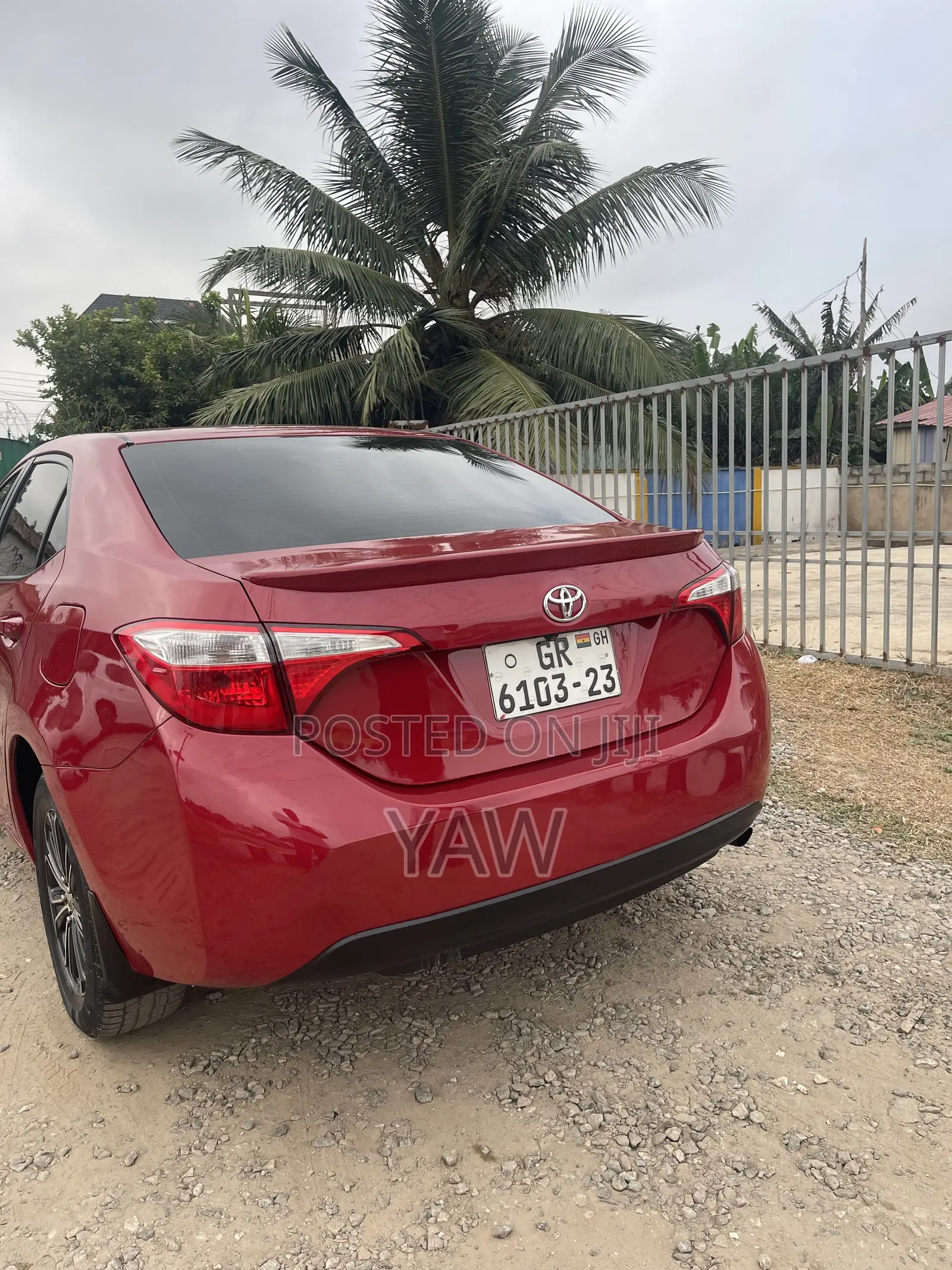 Toyota Corolla LE Eco 4dr Sedan (1.8L 4cyl CVT) 2016 Red