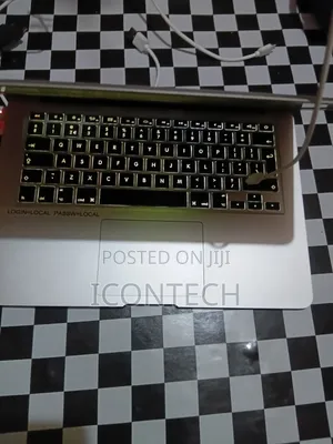 Laptop 8GB Intel Core i5 SSD 256GB