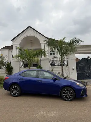 Toyota Corolla SE Special Edition 4dr Sedan (1.8L 4cyl CVT) 2017 Blue