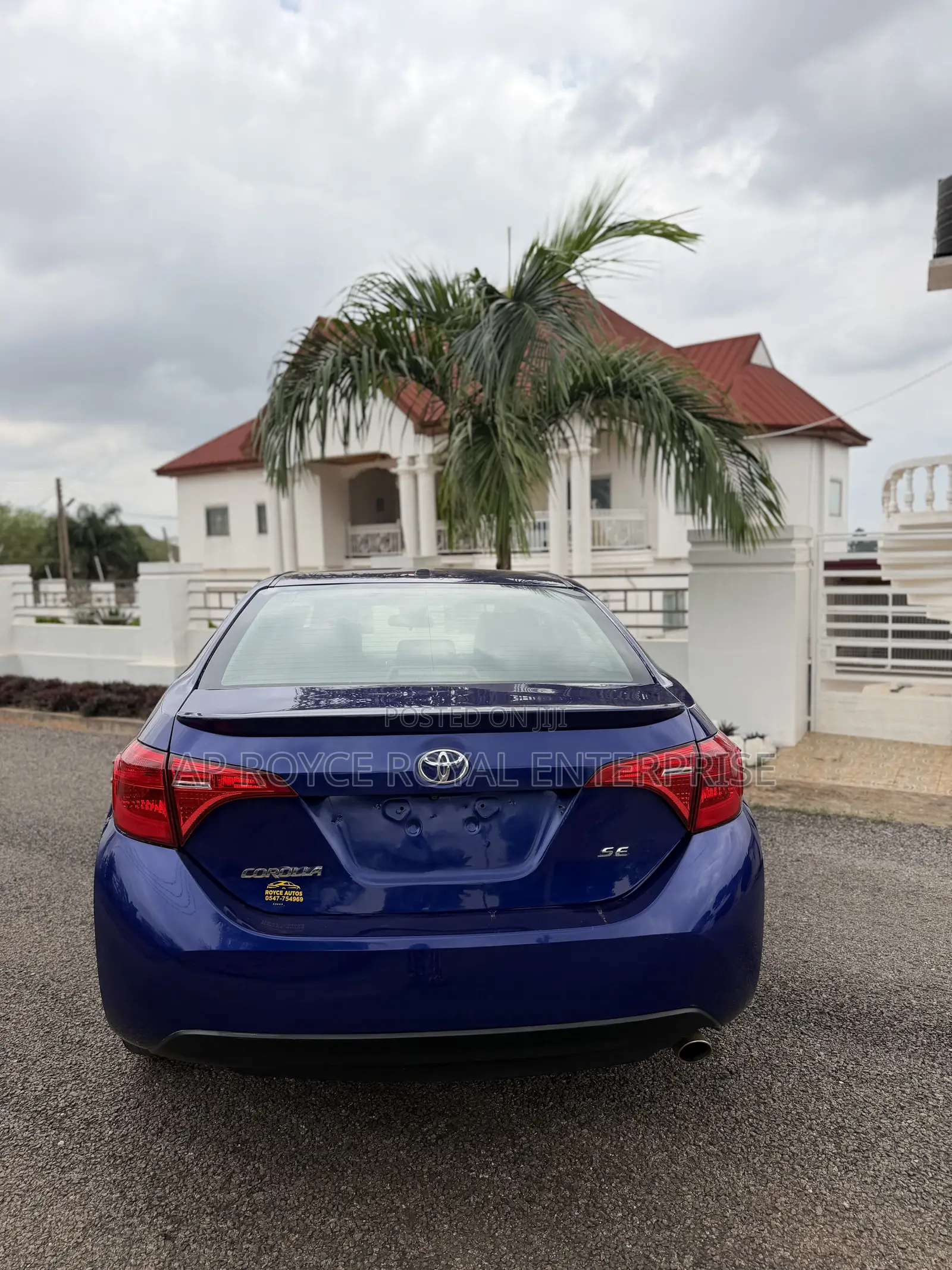 Toyota Corolla SE Special Edition 4dr Sedan (1.8L 4cyl CVT) 2017 Blue