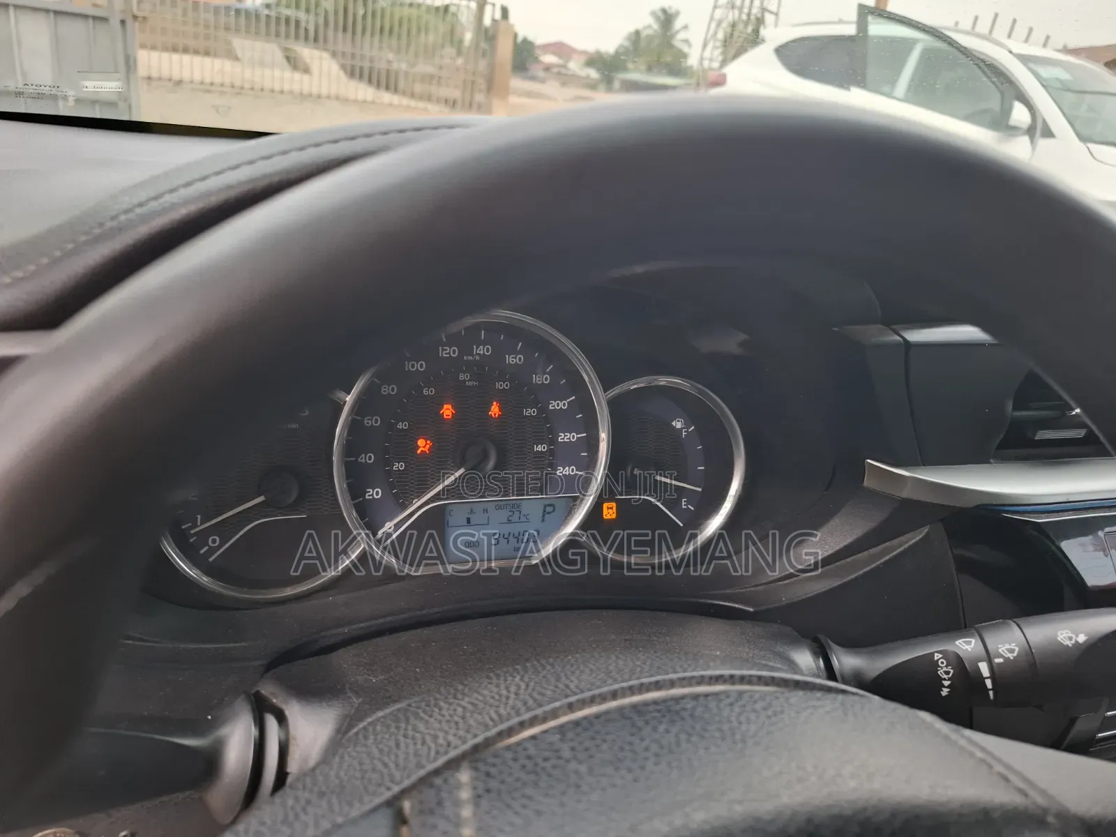 Toyota Corolla 2015 Red