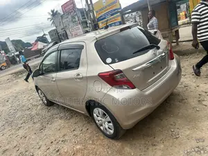 Toyota Vitz 2016 Ivory