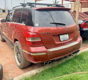 Mercedes-Benz GLK-Class 350 4MATIC 2010 Red