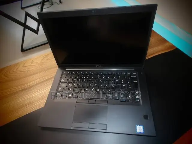 New Laptop Dell Latitude 7490 8GB Intel Core i7 SSD 256GB