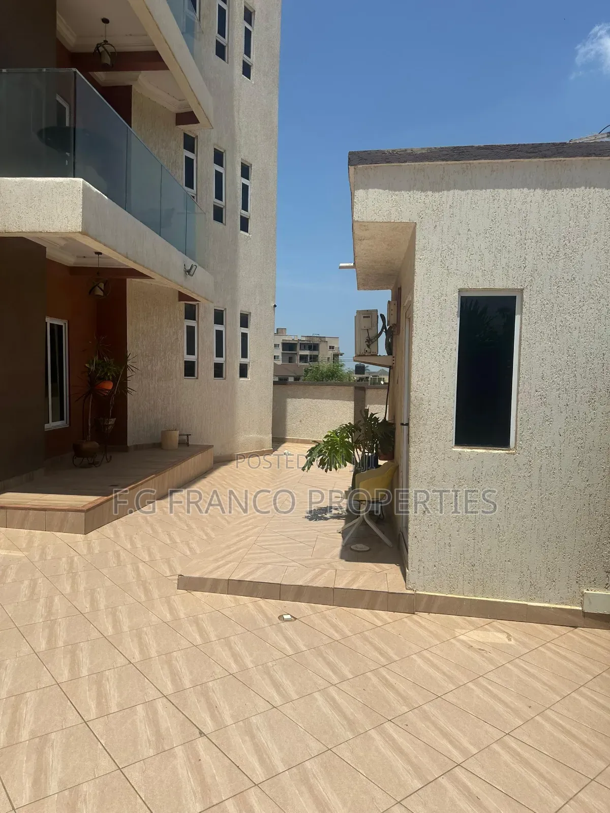2bdrm Apartment in Kg, Franco, West Hills Mall Area for sale
