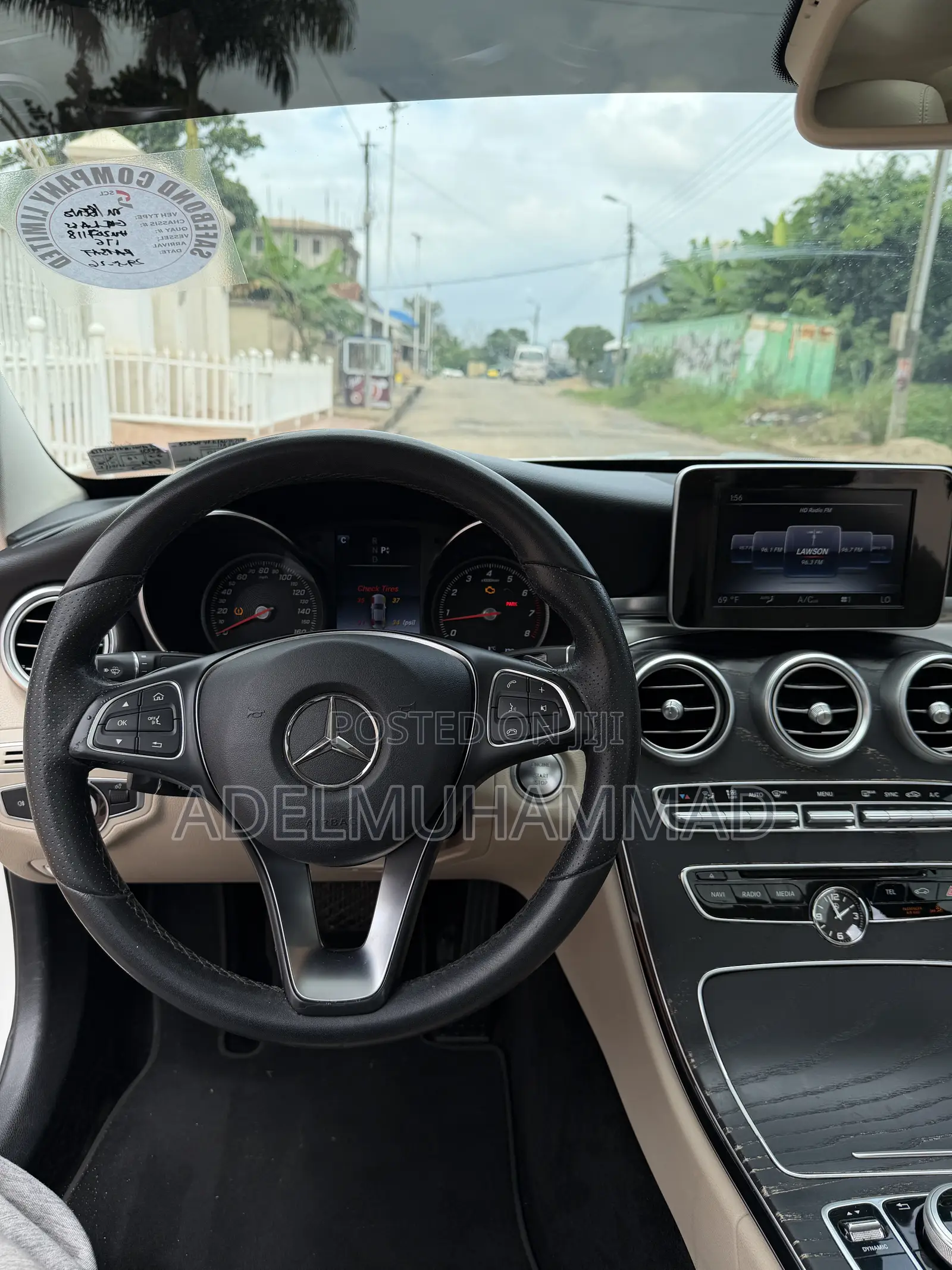 Mercedes-Benz C300 Luxury 4matic Sedan AWD (2.0L 4cyl 7A) 2017 Beige