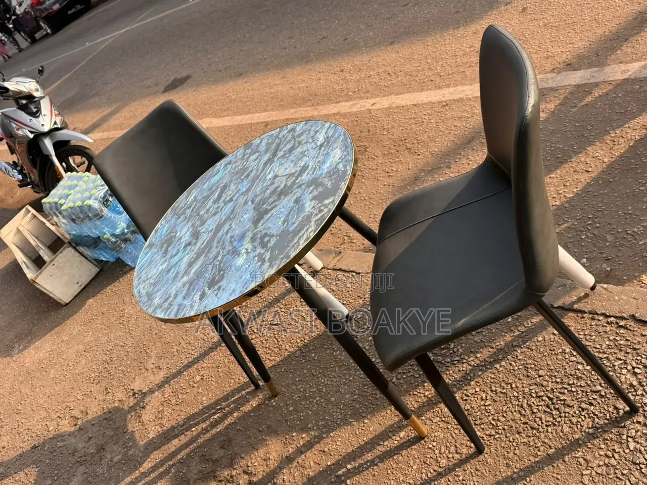 Dinning Table and Chairs