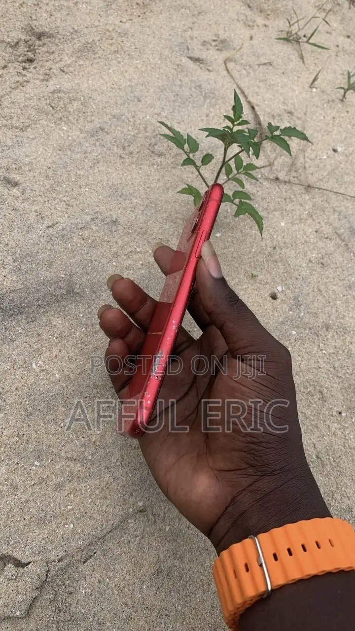 Apple iPhone 11 64 GB Red