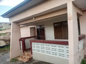 3bdrm House in Felmic Real Estate, Mile 7 for sale