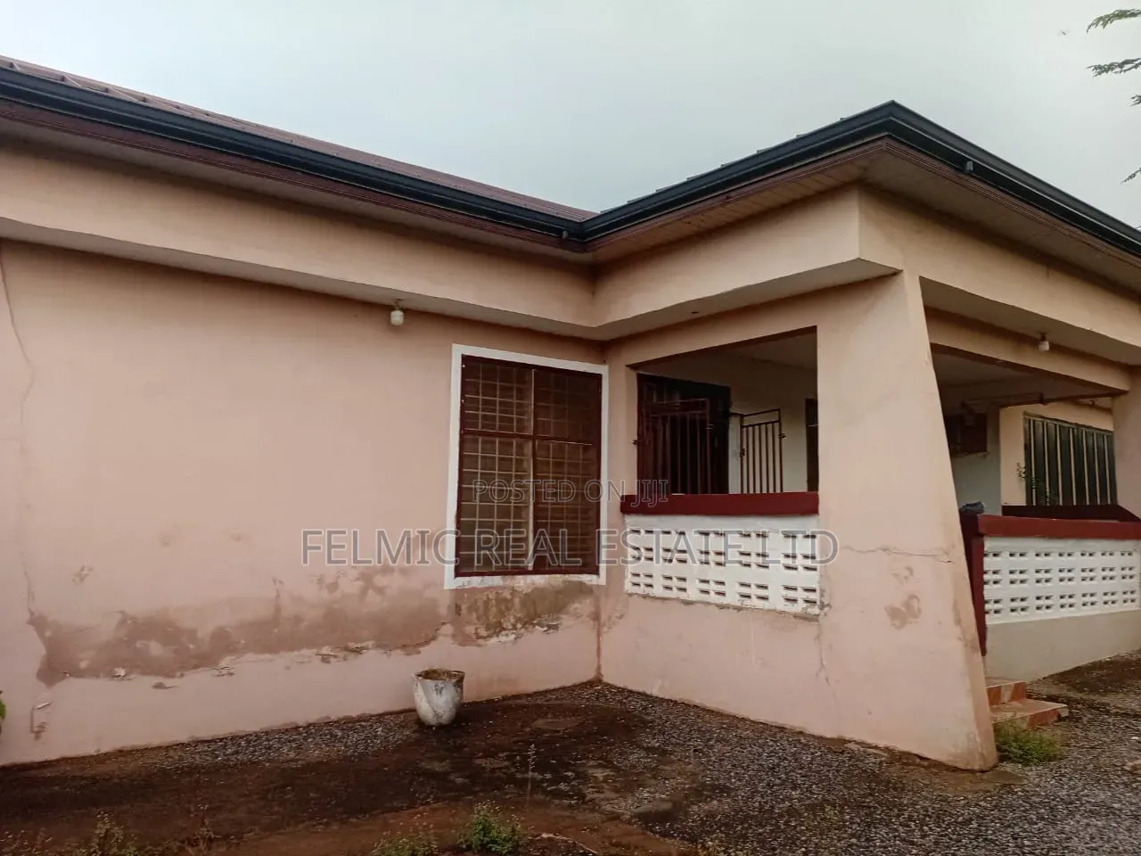 3bdrm House in Felmic Real Estate, Mile 7 for sale
