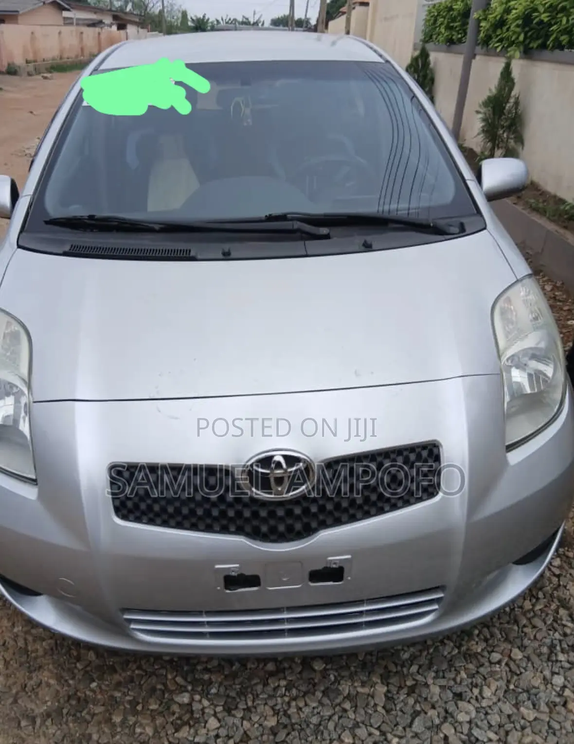 Toyota Yaris 2010 Gray