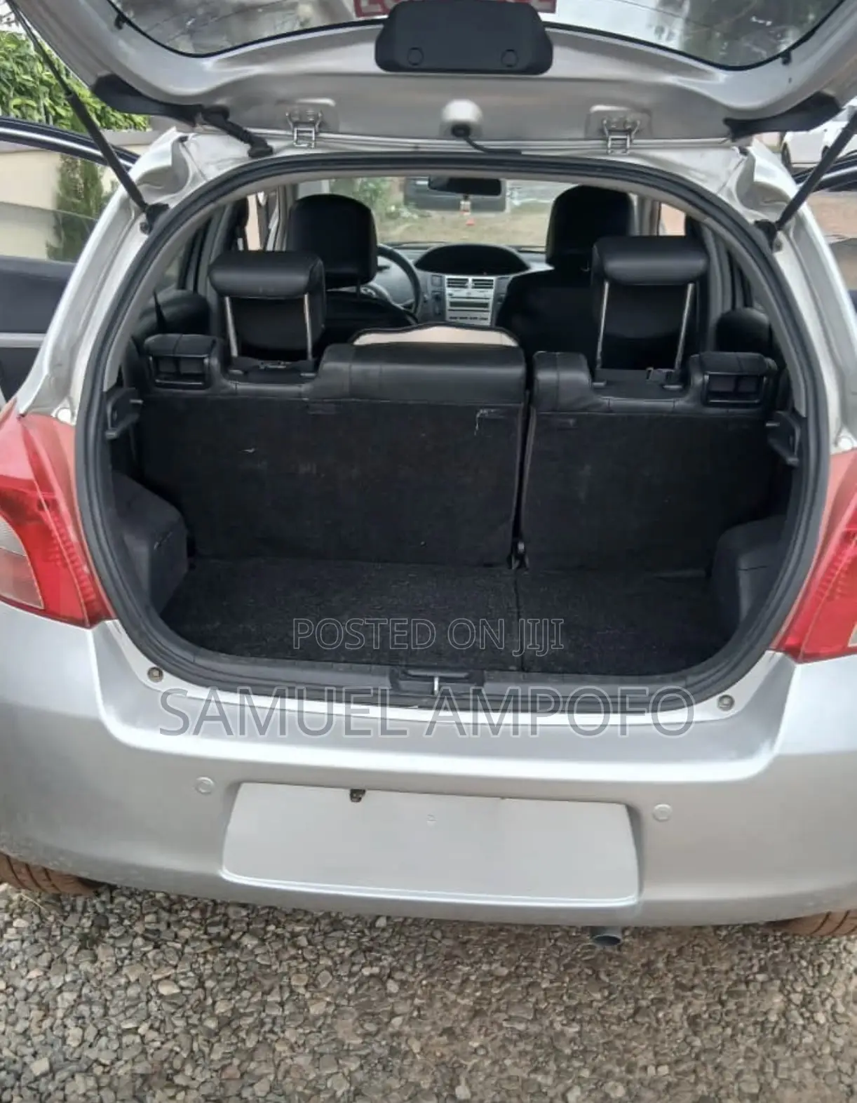 Toyota Yaris 2010 Gray