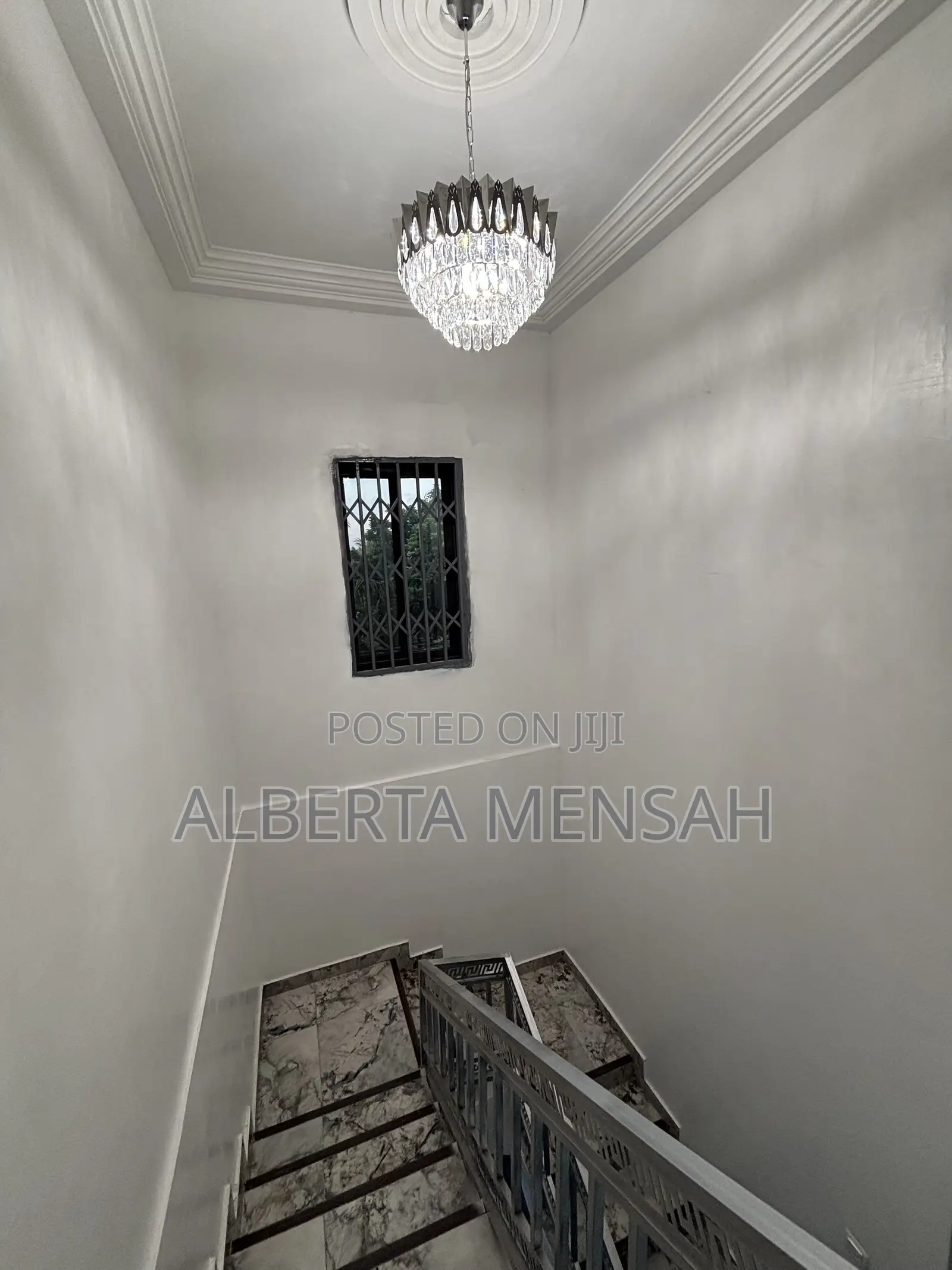 5bdrm Duplex in Adenta Housing Down for rent