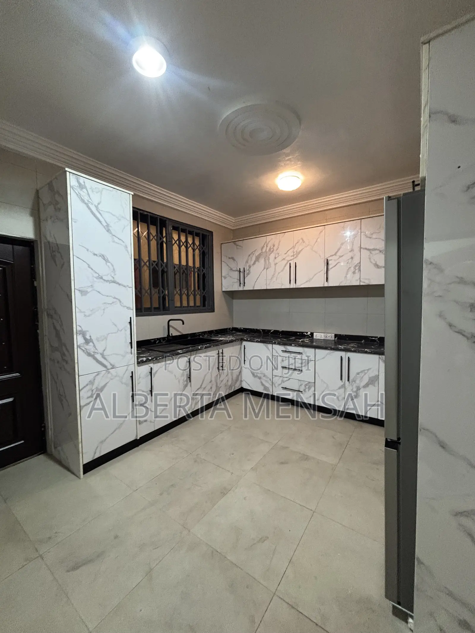 5bdrm Duplex in Adenta Housing Down for rent