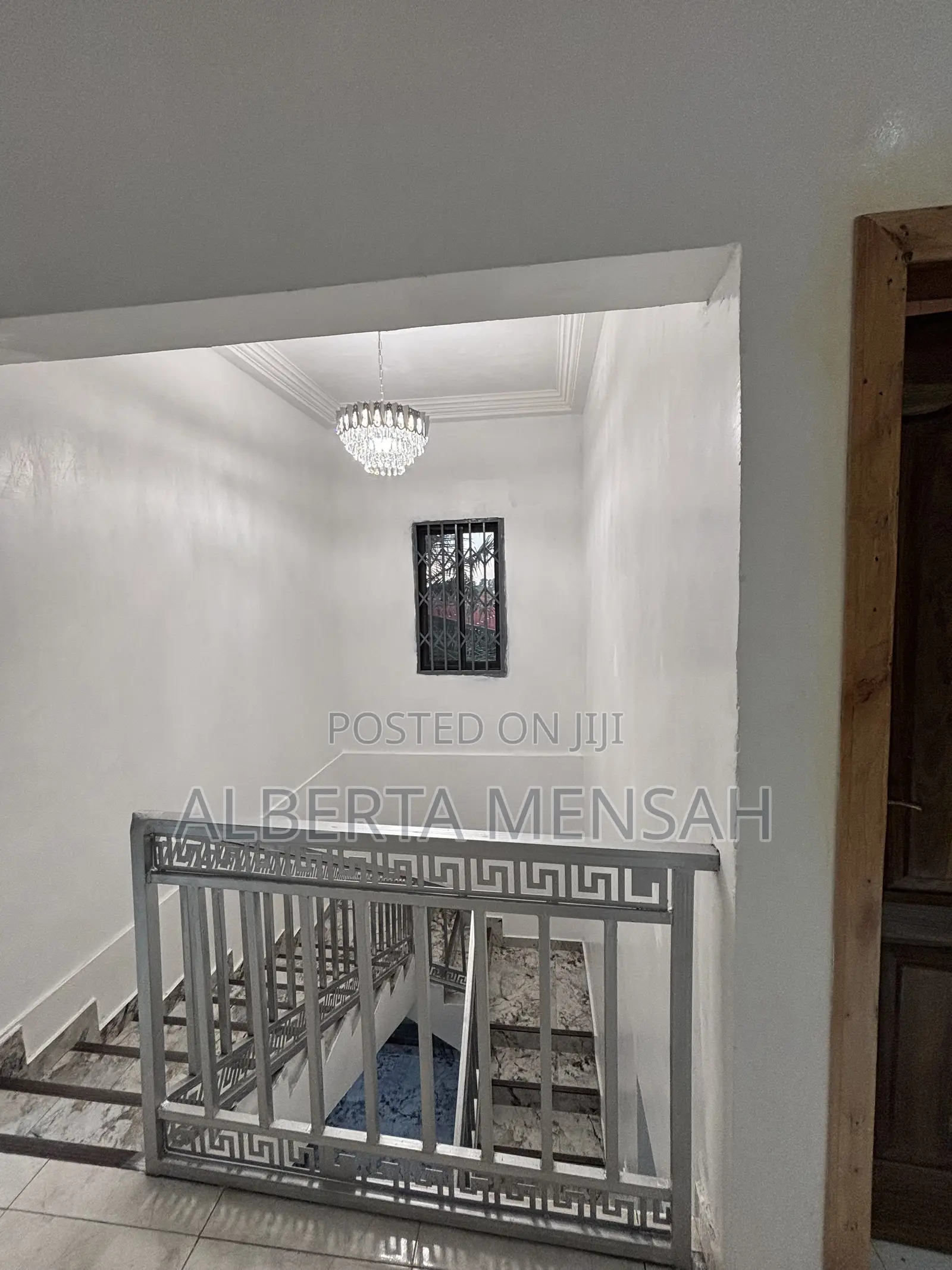 5bdrm Duplex in Adenta Housing Down for rent
