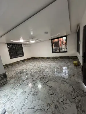 5bdrm Duplex in Adenta Housing Down for rent