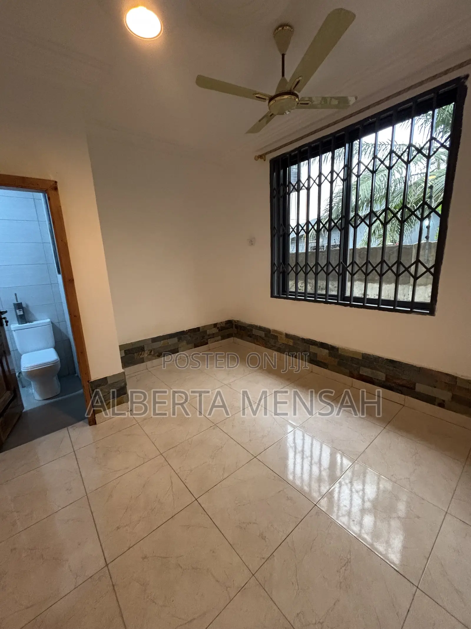 5bdrm Duplex in Adenta Housing Down for rent