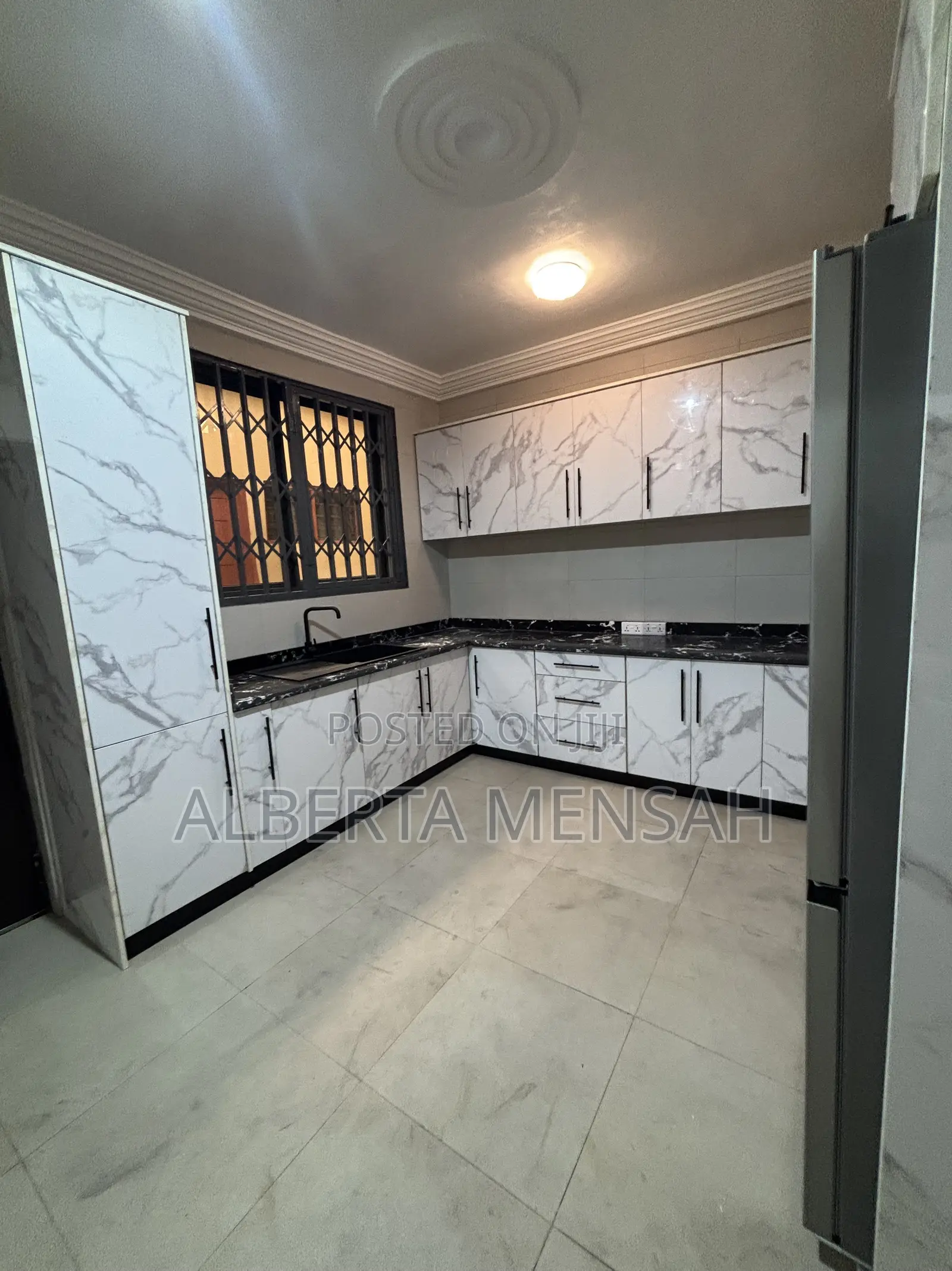 5bdrm Duplex in Adenta Housing Down for rent