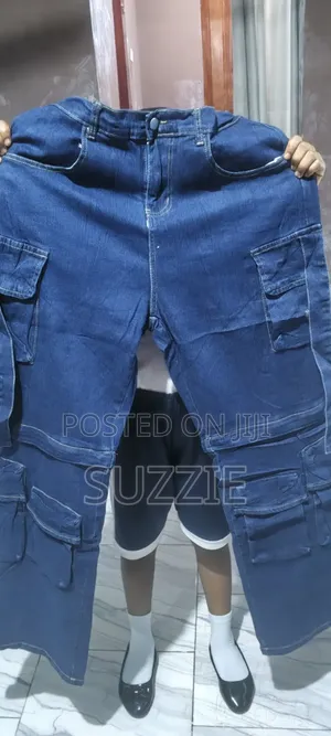 Cargo Jeans