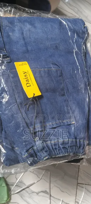 Cargo Jeans