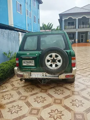 Nissan Patrol 1997 Green