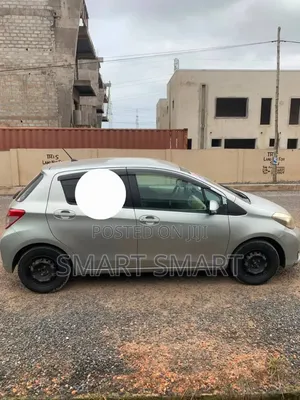 Toyota Vitz 2012 Gray