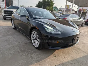 Tesla Model 3 2021 Black