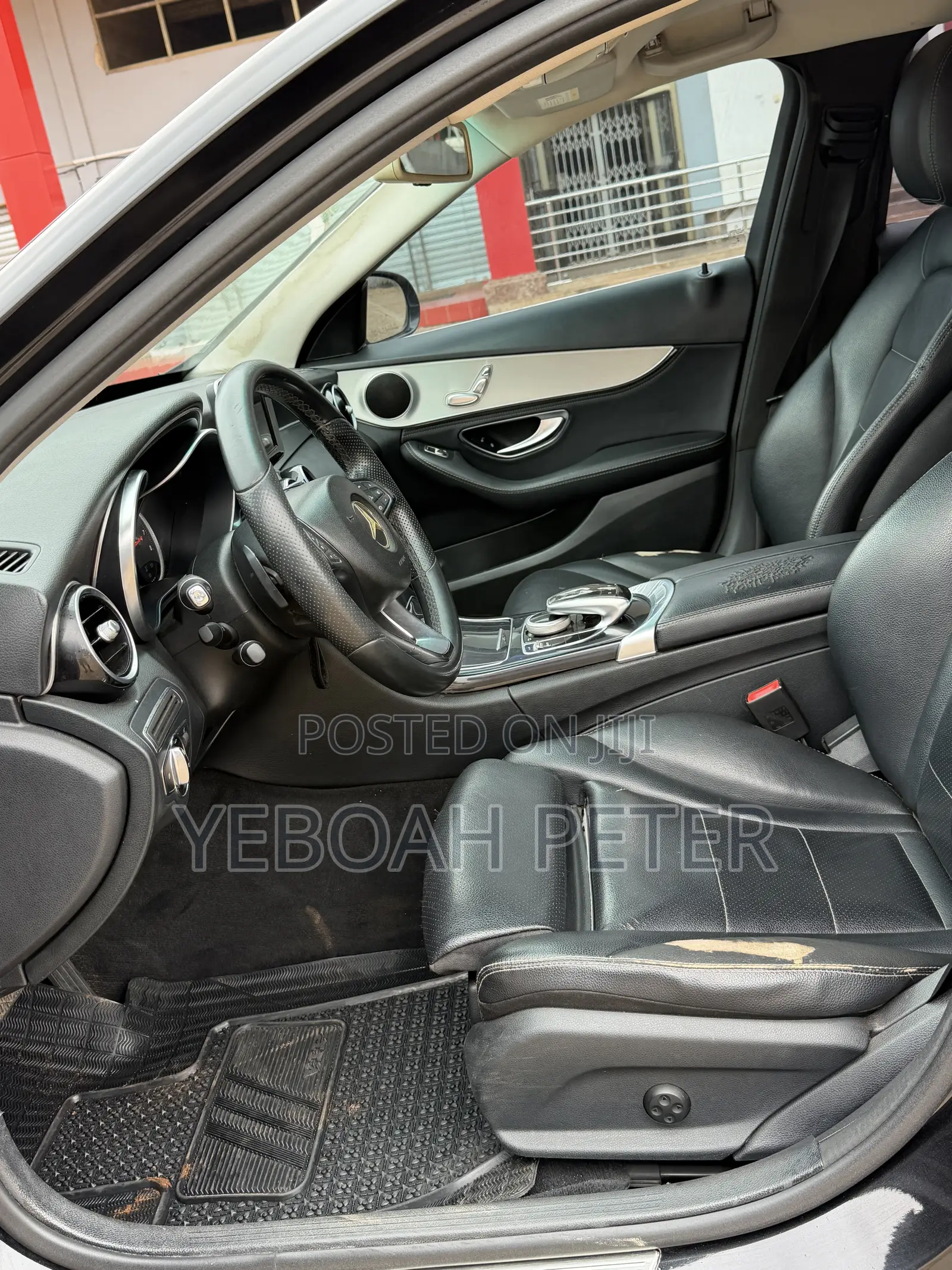Mercedes-Benz C300 2015 Black