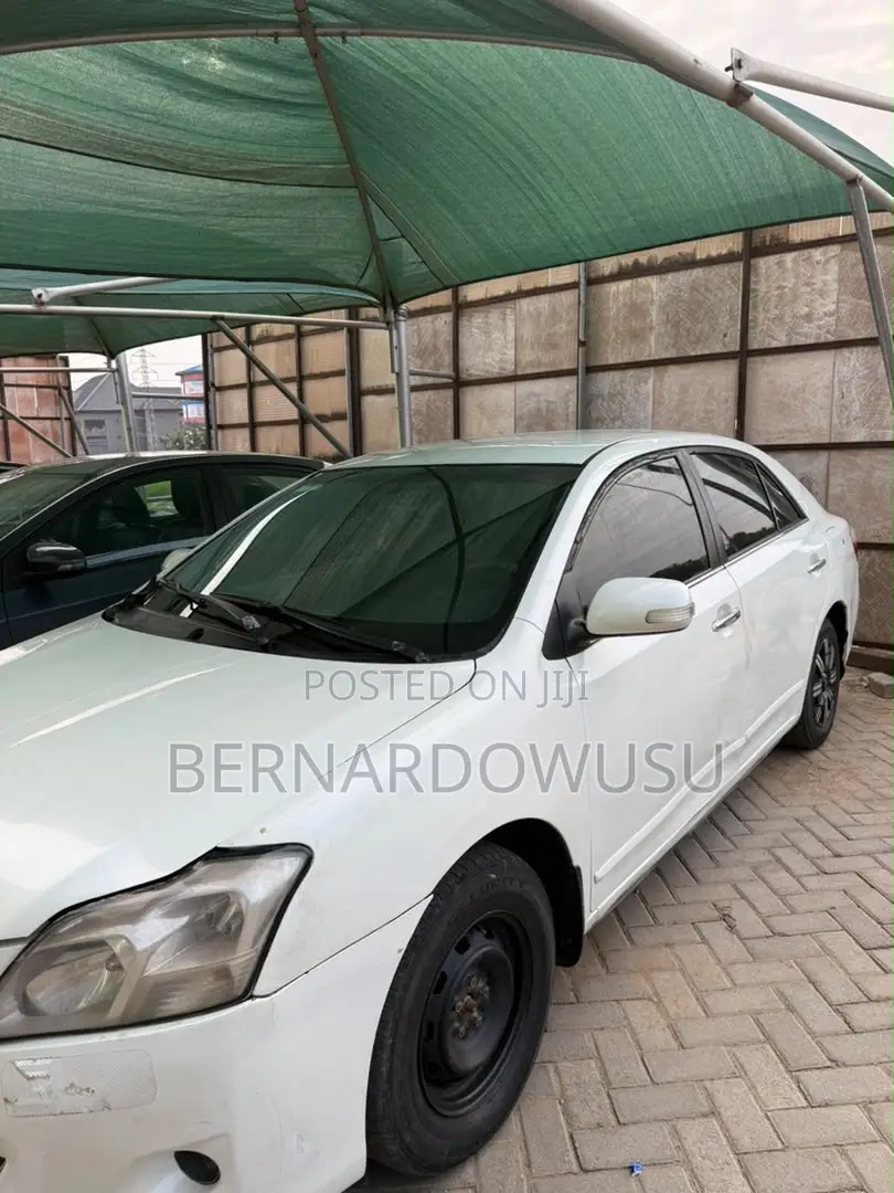 Toyota Premio 2010 White