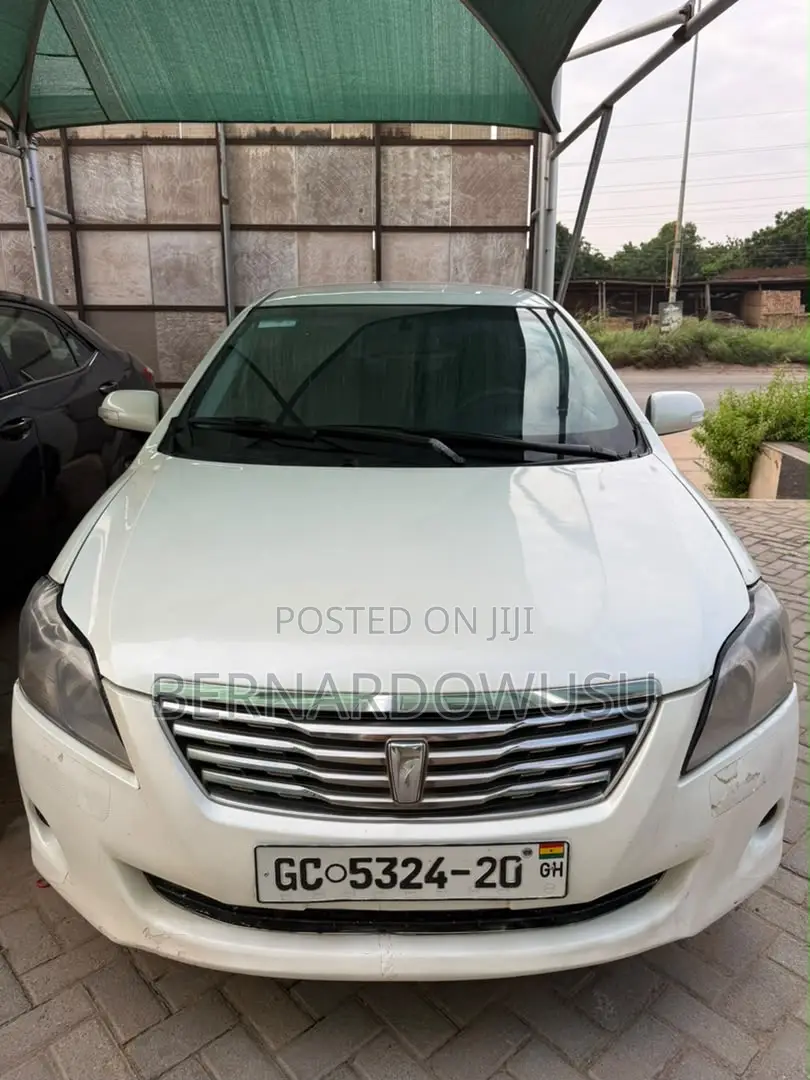 Toyota Premio 2010 White