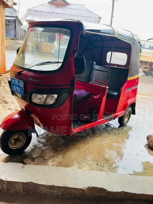 TVS King Cargo 2025 Red