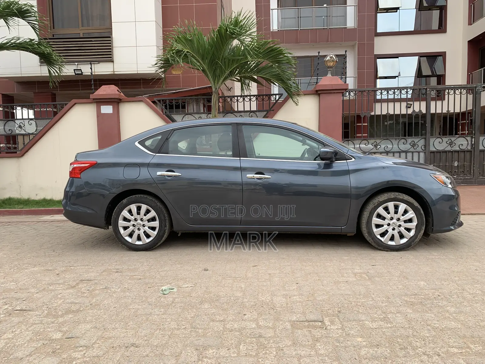 Nissan Sentra 2017