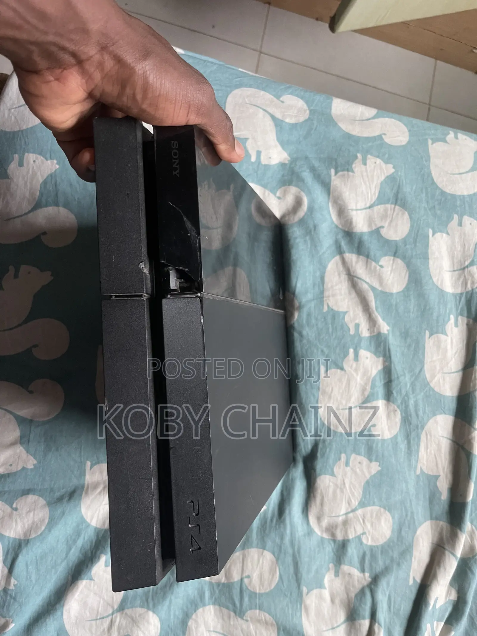 PlayStation 4 Fat