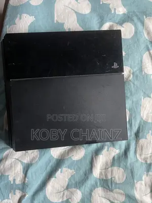 PlayStation 4 Fat