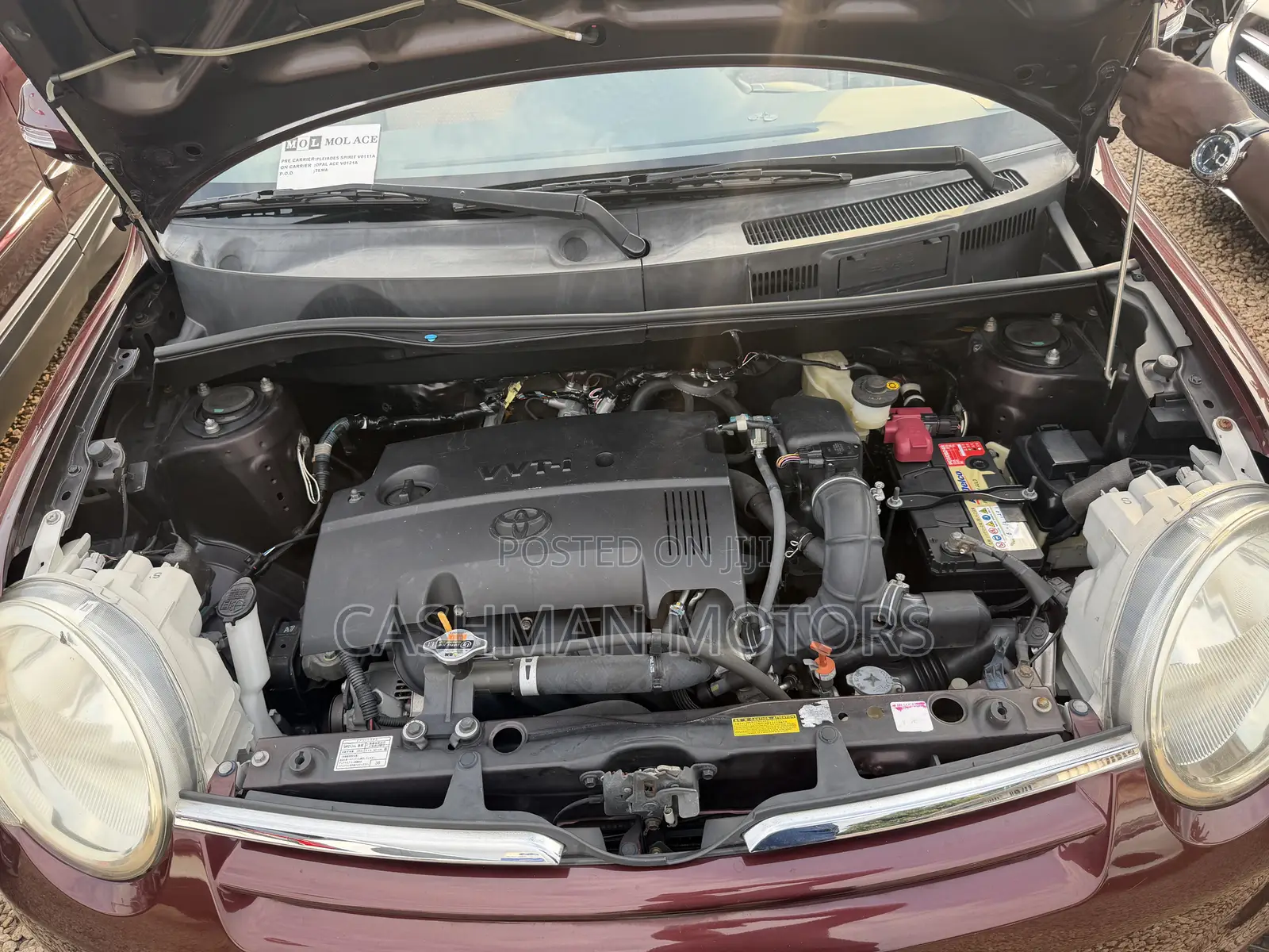 Toyota Sienta 1.5 FWD 2012 Burgundy