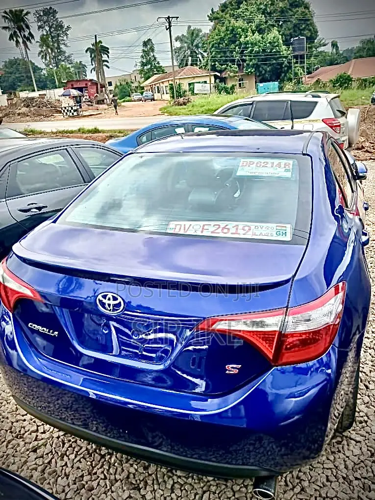 Toyota Corolla S 4dr Sedan (1.8L 4cyl CVT) 2016 Blue