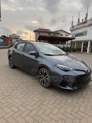 Toyota Corolla 2017 Gray