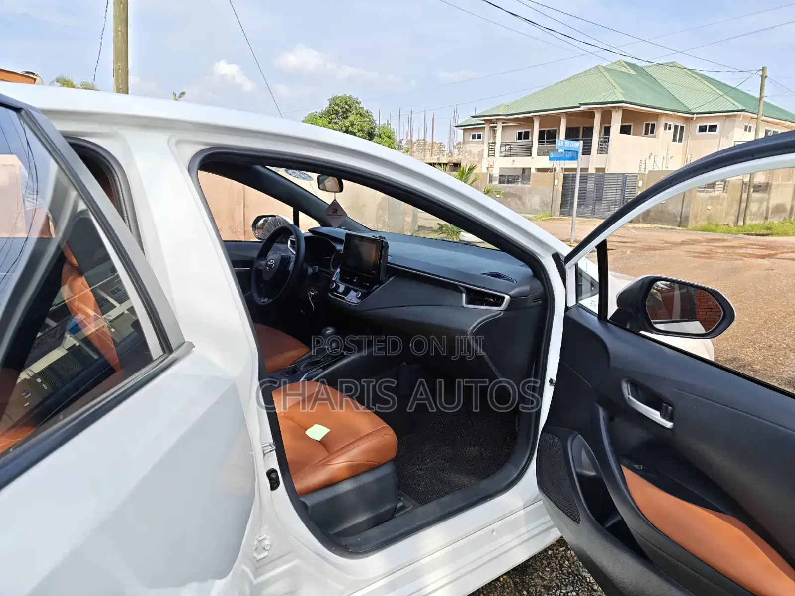 Toyota Corolla 2022 White