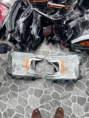 Headlight Ford F150 2017-2020