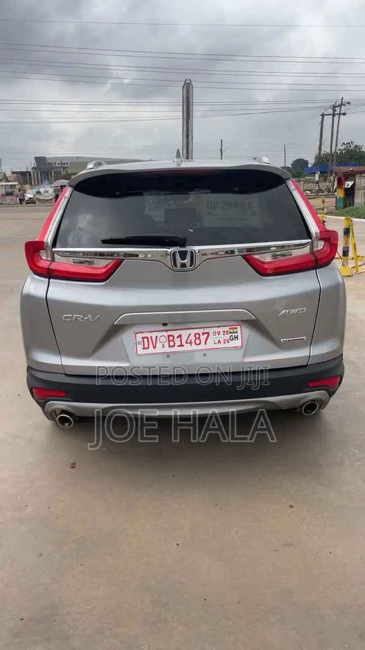 Honda CR-V Touring AWD 2019 Silver