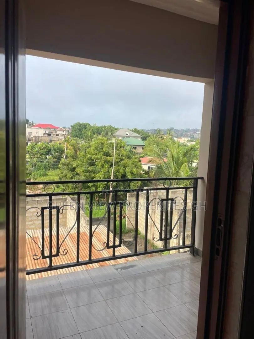 2bdrm Apartment in West Hills Mall Area for rent