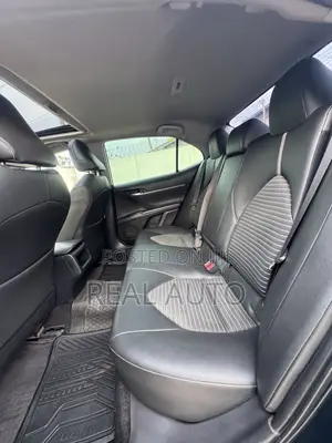 Toyota Camry SE 4dr Sedan (2.5L 4cyl 6A) 2017 Blue