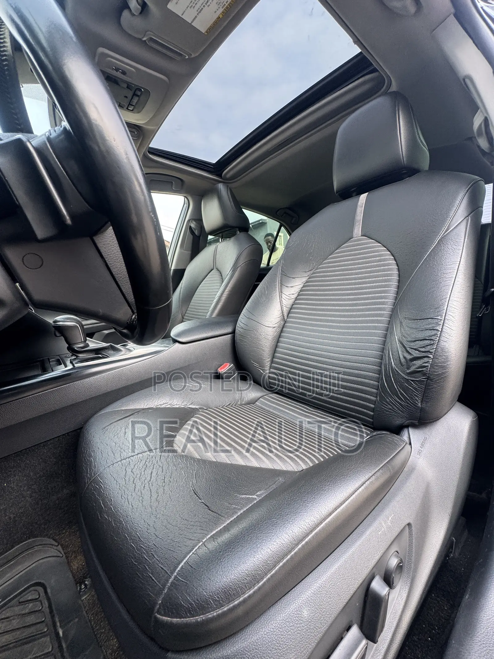 Toyota Camry SE 4dr Sedan (2.5L 4cyl 6A) 2017 Blue