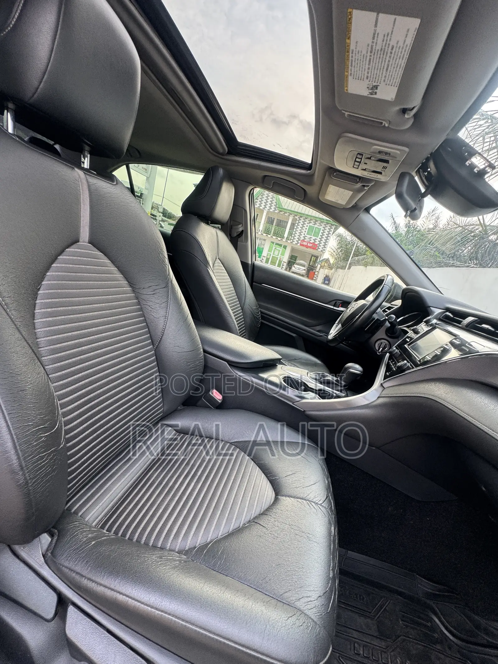 Toyota Camry SE 4dr Sedan (2.5L 4cyl 6A) 2017 Blue