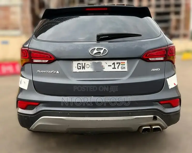 Hyundai Santa Fe 2017 Blue
