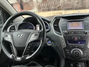 Hyundai Santa Fe 2017 Blue