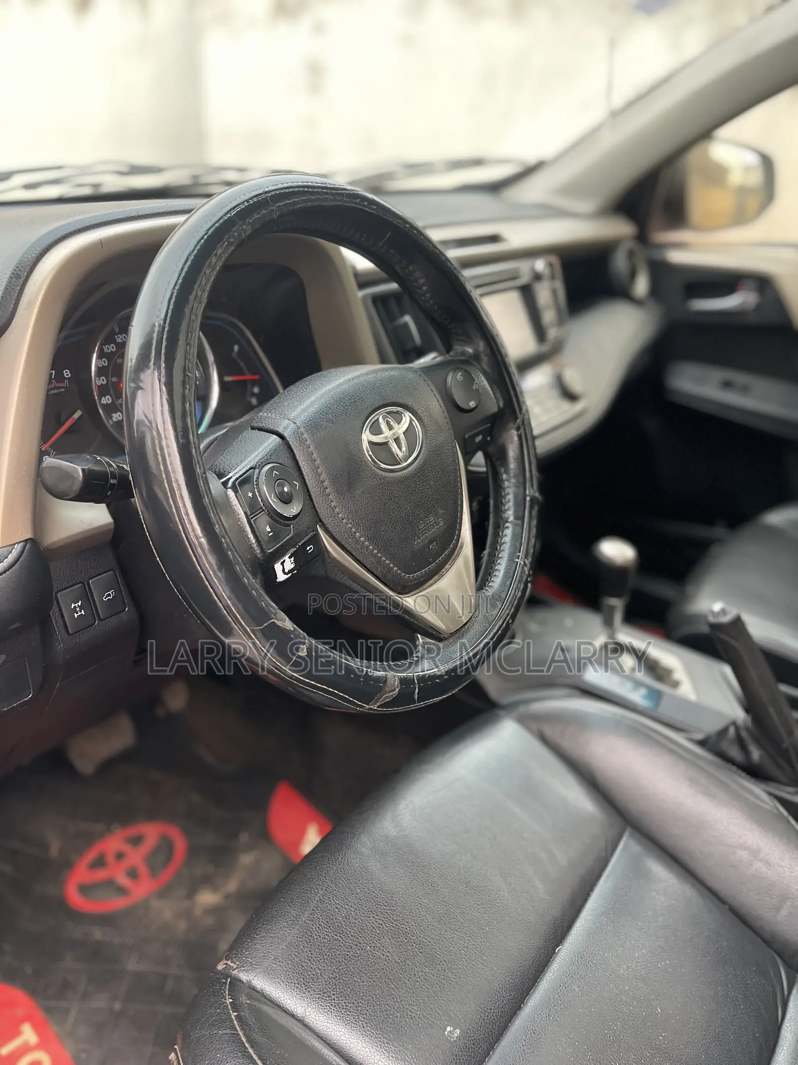 Toyota RAV4 Limited AWD (2.5L 4cyl 6A) 2016 White
