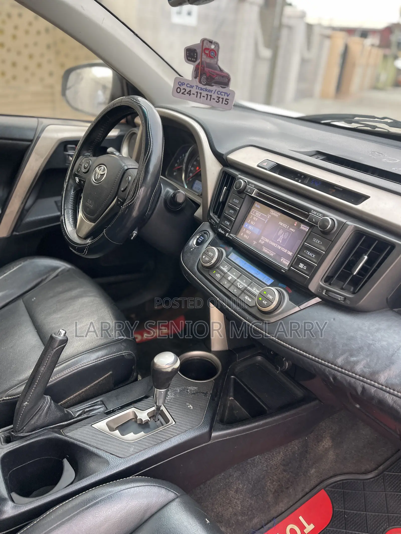 Toyota RAV4 Limited AWD (2.5L 4cyl 6A) 2016 White
