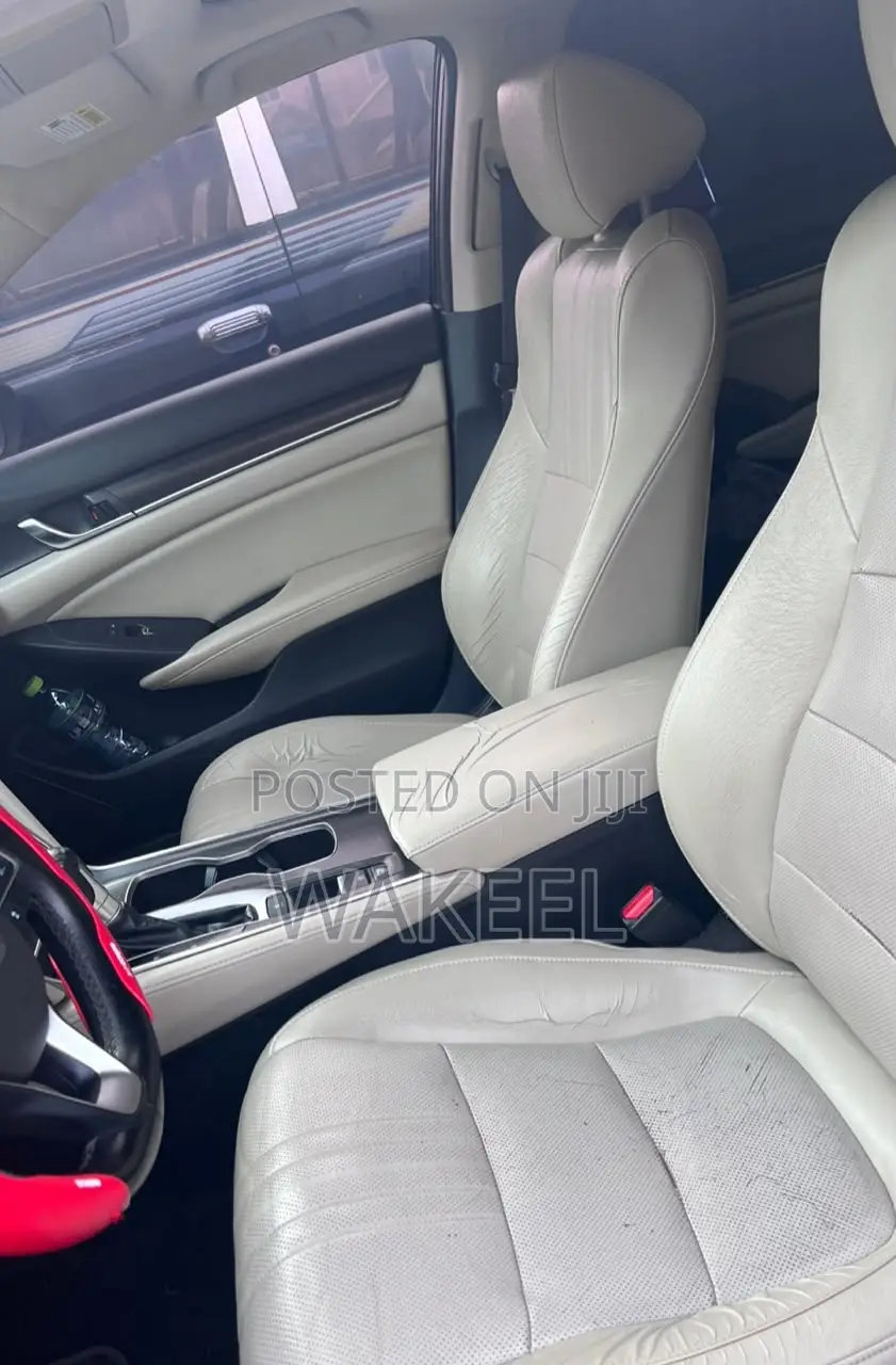 Honda Accord EX-L (1.5L 4cyl Turbo CVT) 2019 Black
